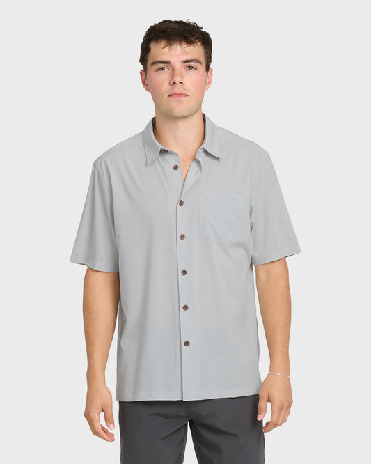 Chaser Short Sleeve Woven Shirt - High Rise | Quick Silver