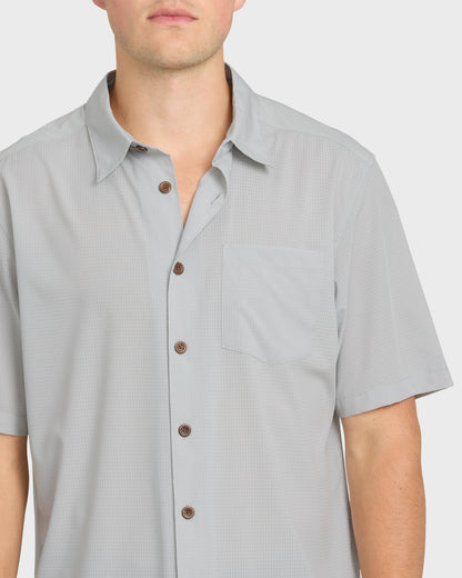 Chaser Short Sleeve Woven Shirt - High Rise | Quick Silver