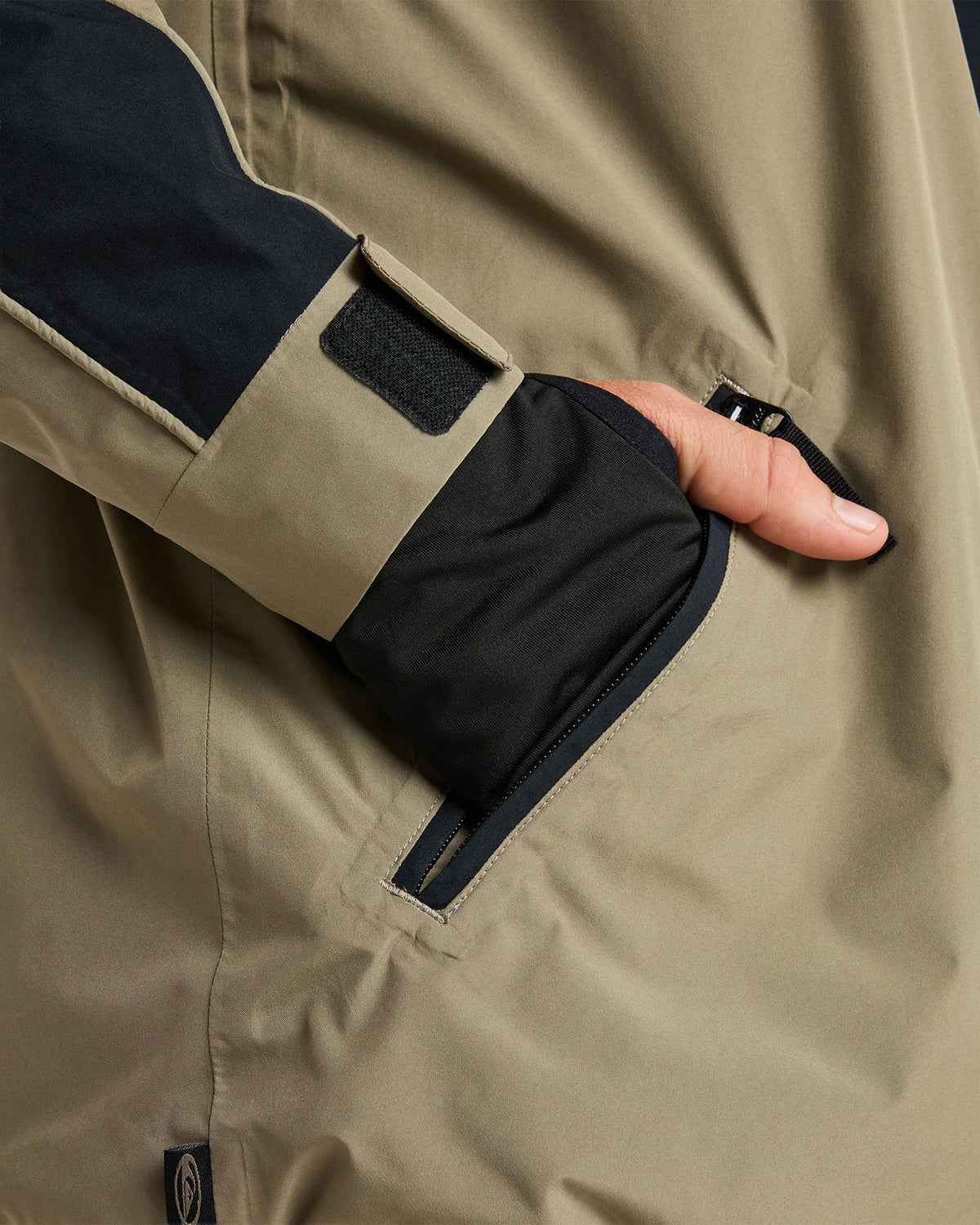High Altitude GORE-TEX Snow Jacket - Fallen Rock | Quick Silver