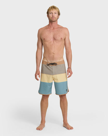 Surfsilk Tijuana 19" Boardshorts - Rattan | Quick Silver