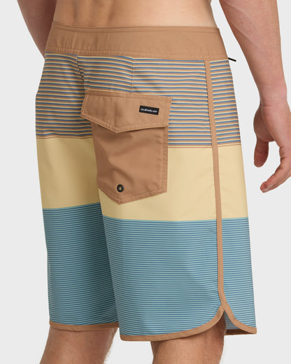 Surfsilk Tijuana 19" Boardshorts - Rattan | Quick Silver