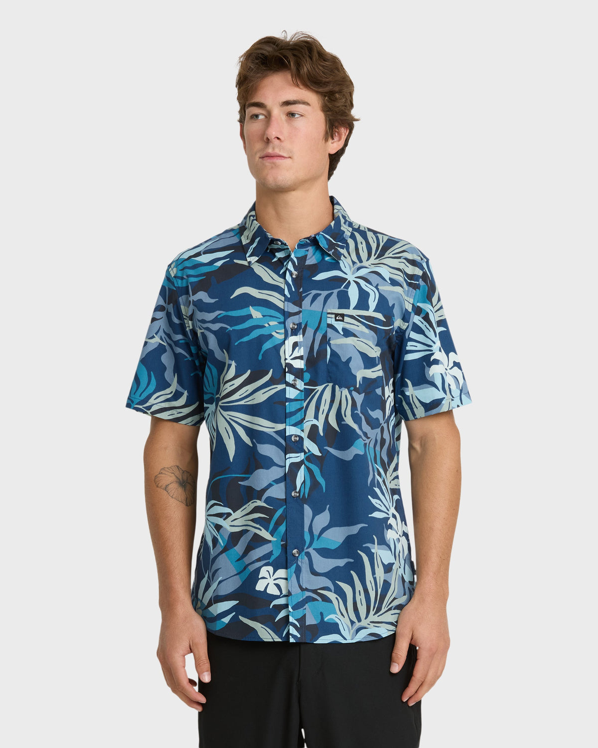 Blueweed Classic Short Sleeve Shirt - Navy | Quick Silver