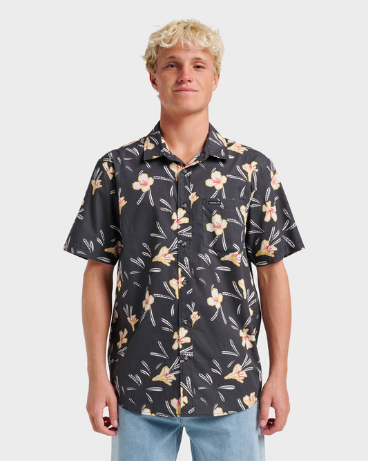 Kaneohe Classic Short Sleeve Shirt - Phantom | Quick Silver