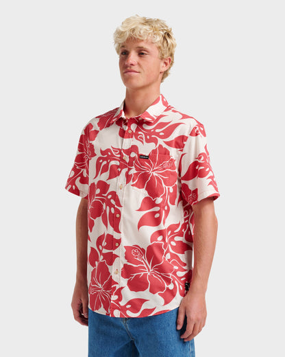 Oceanview Classic Short Sleeve Shirt - Mineral Red | Quick Silver