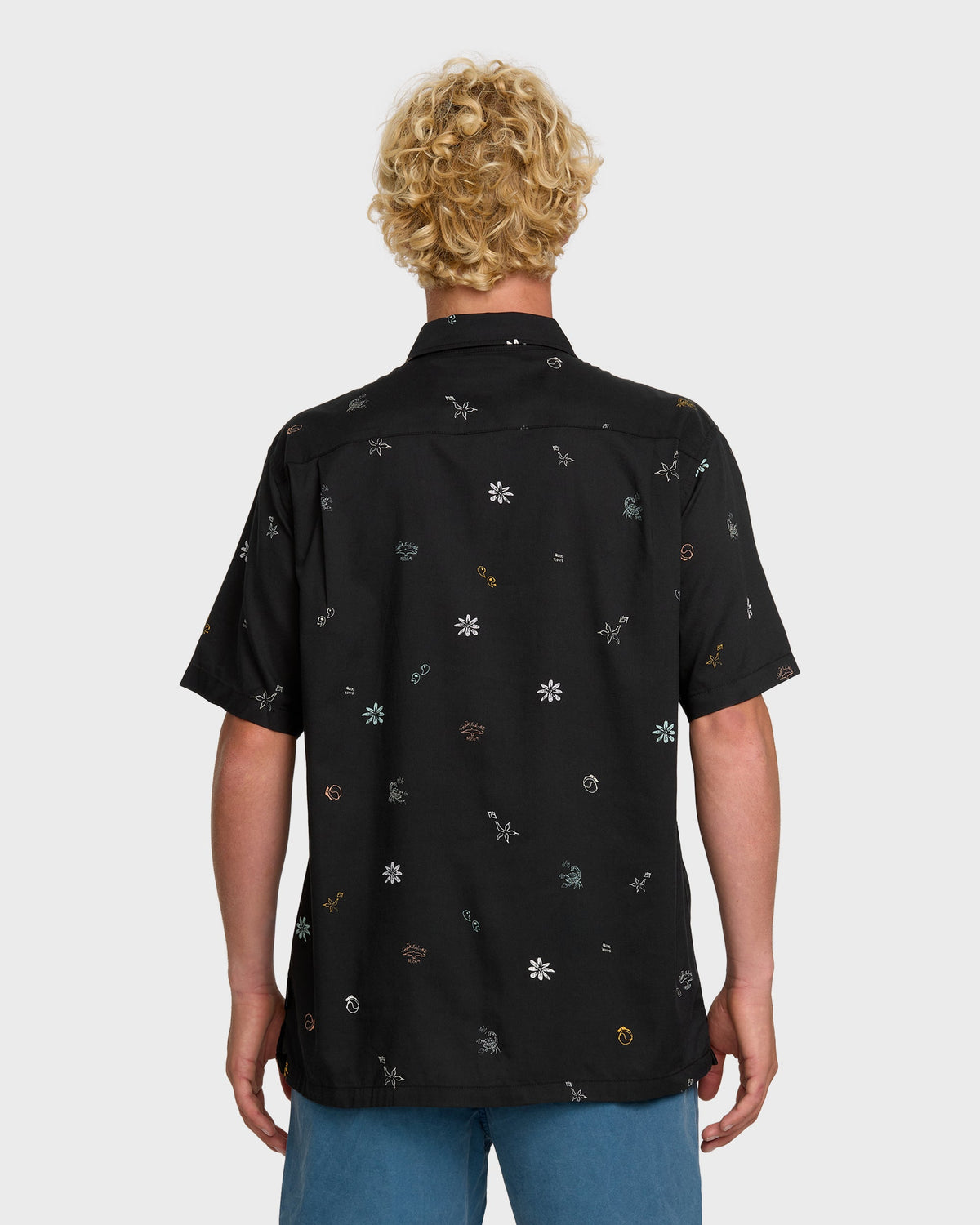 Beach Club Classic Short Sleeve Shirt - Black | Quick Silver