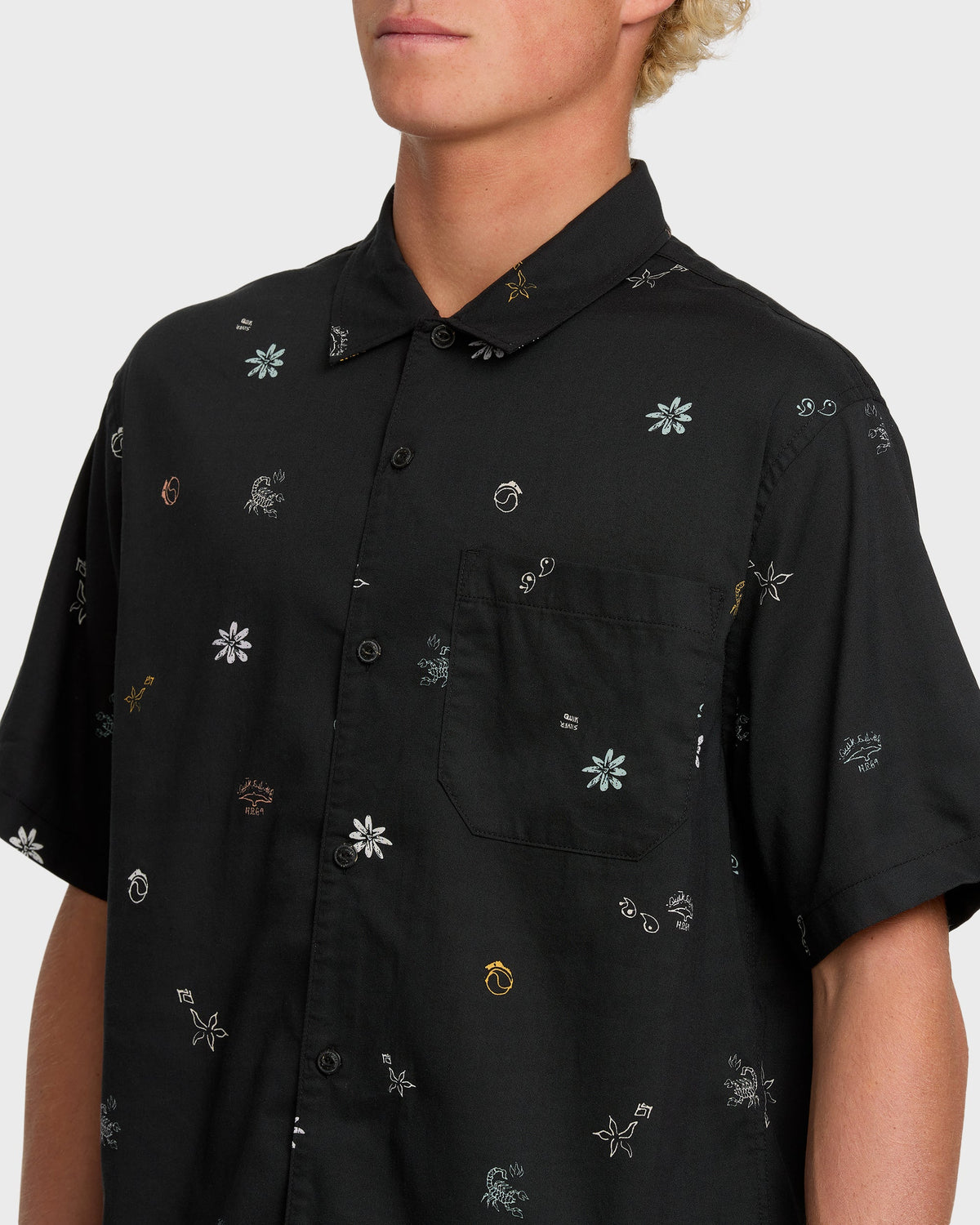 Beach Club Classic Short Sleeve Shirt - Black | Quick Silver