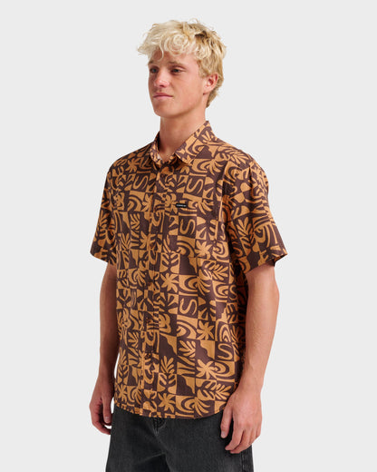 Terra Classic Stretch Short Sleeve Shirt - Chocolate | Quick Silver