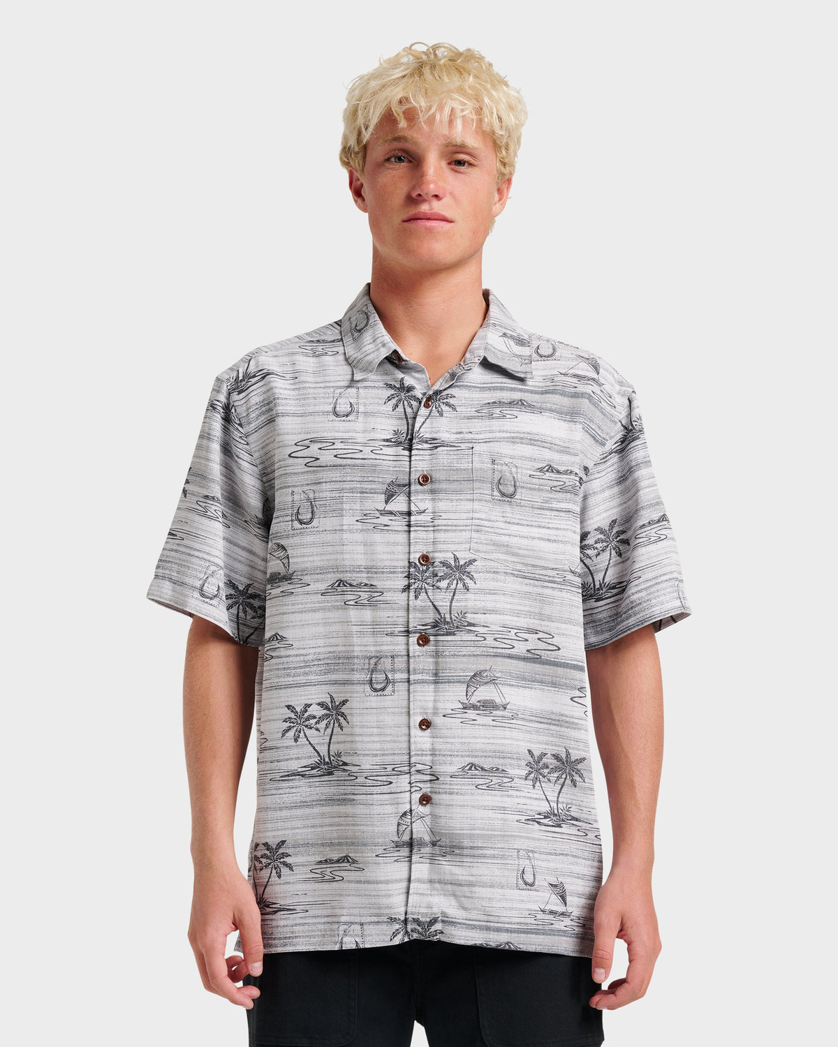 Waterman Island Daze Short Sleeve Shirt - Phantom | Quick Silver