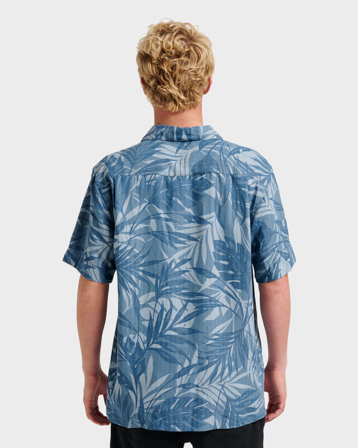 Waterman Botanical Short Sleeve Shirt - Midnight Navy | Quick Silver
