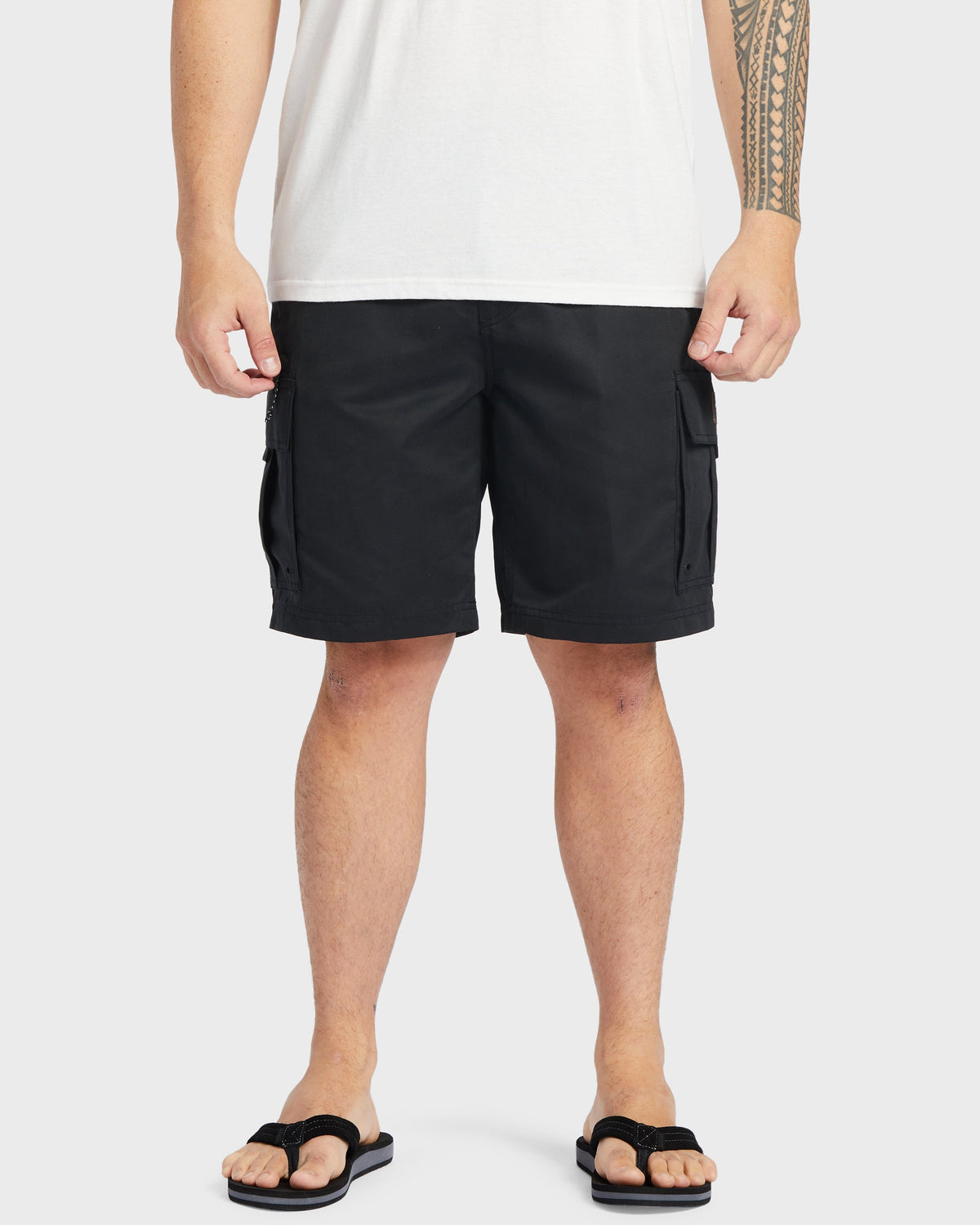 Waterman Maldive Atoll 20" Cargo Shorts - Black | Quick Silver