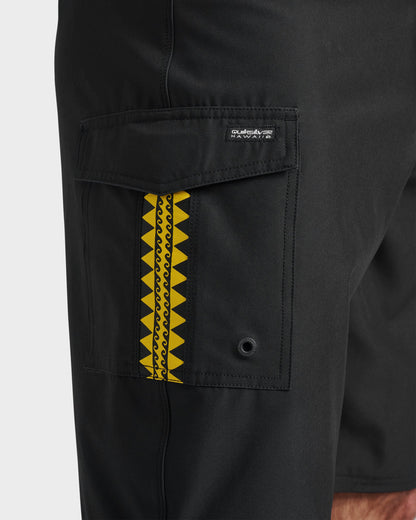 Hi Sidewind 20" Boardshorts - Black | Quick Silver