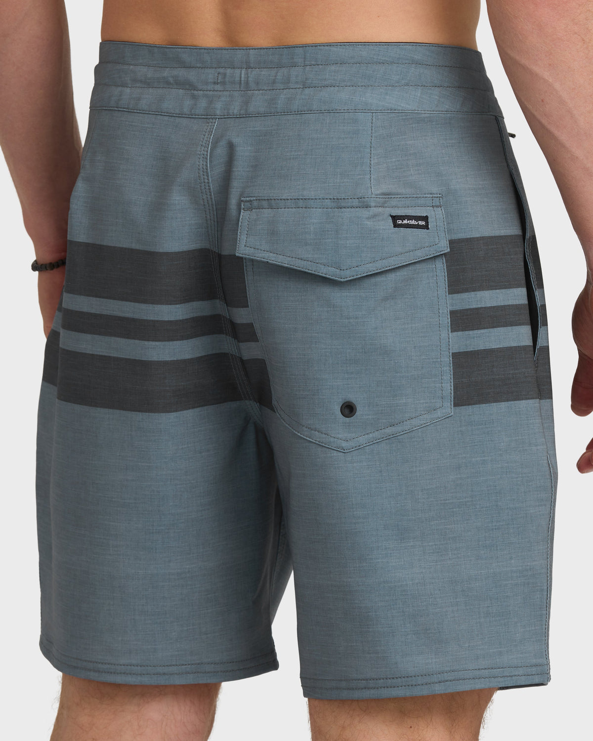Surfsilk Street Trunk 18" Boardshorts - Black | Quick Silver